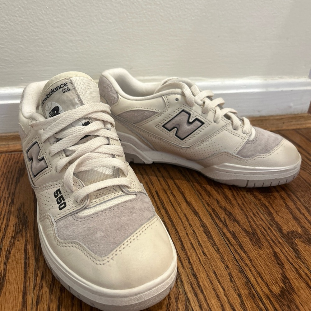 New Balance 550 Cream Sneakers